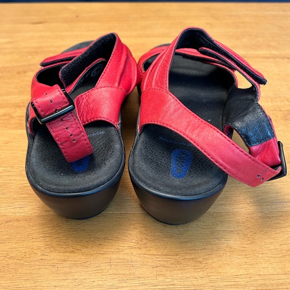 Wolky Sandals - Picture 4 of 9